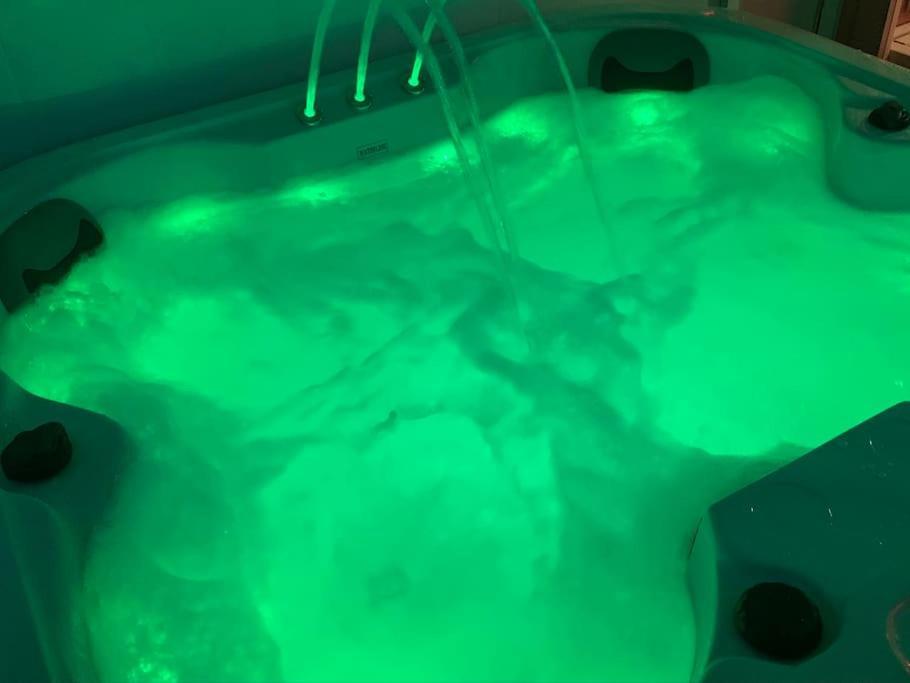 Perfect Couple Retreat To Unwind&Relax With Hottub Apartment Peacehaven Екстериор снимка