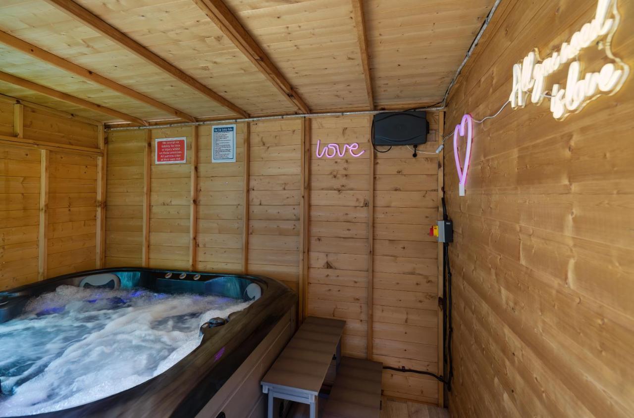 Perfect Couple Retreat To Unwind&Relax With Hottub Apartment Peacehaven Екстериор снимка